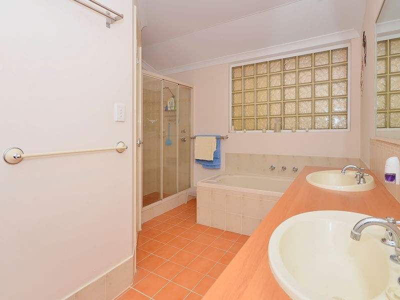 3 St Fillans Bend, Wanneroo WA 6065