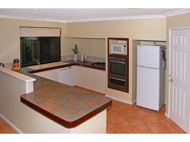 12 Jacob Close, Wanneroo WA 6065