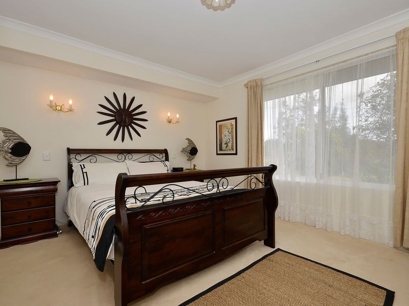 38 Monaltrie Loop, Carramar WA 6031