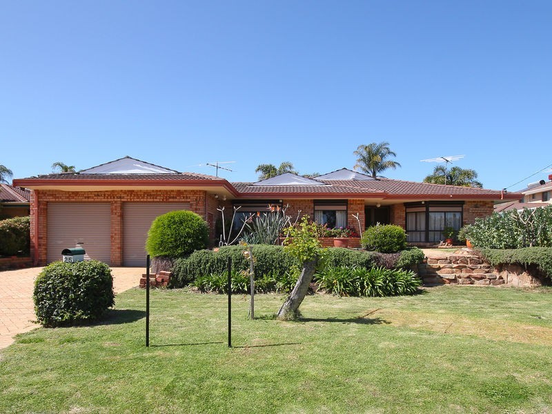 25 Greenfields Circle, Hocking WA 6065