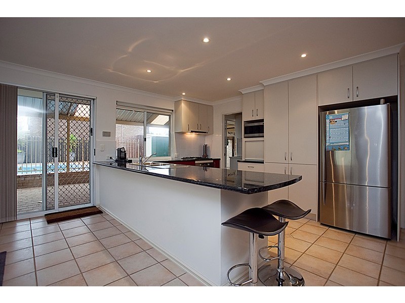 2 Catenary Court, Mullaloo WA 6027