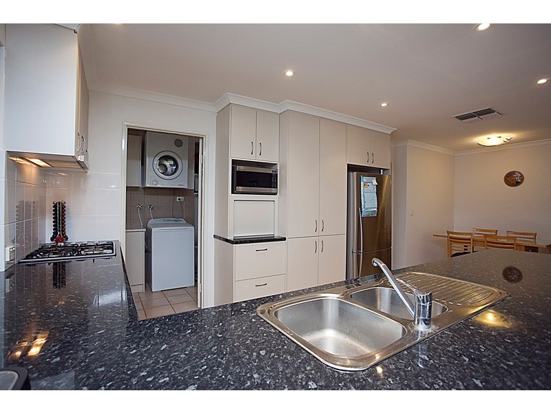 2 Catenary Court, Mullaloo WA 6027