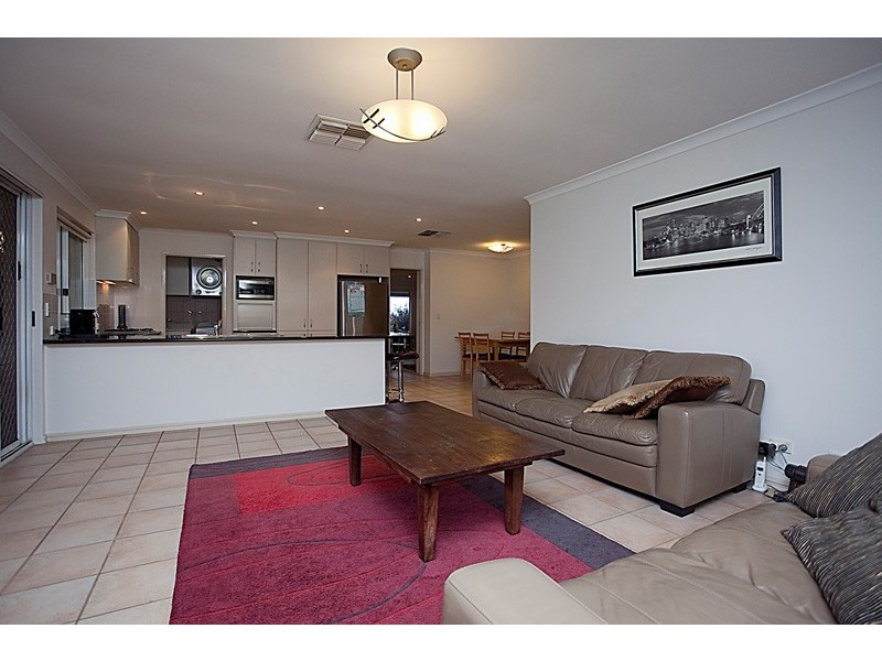 2 Catenary Court, Mullaloo WA 6027