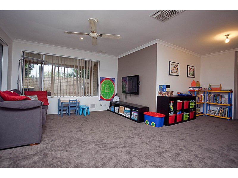 2 Catenary Court, Mullaloo WA 6027