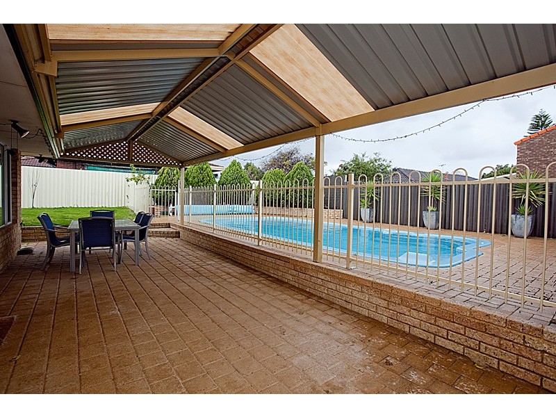 2 Catenary Court, Mullaloo WA 6027