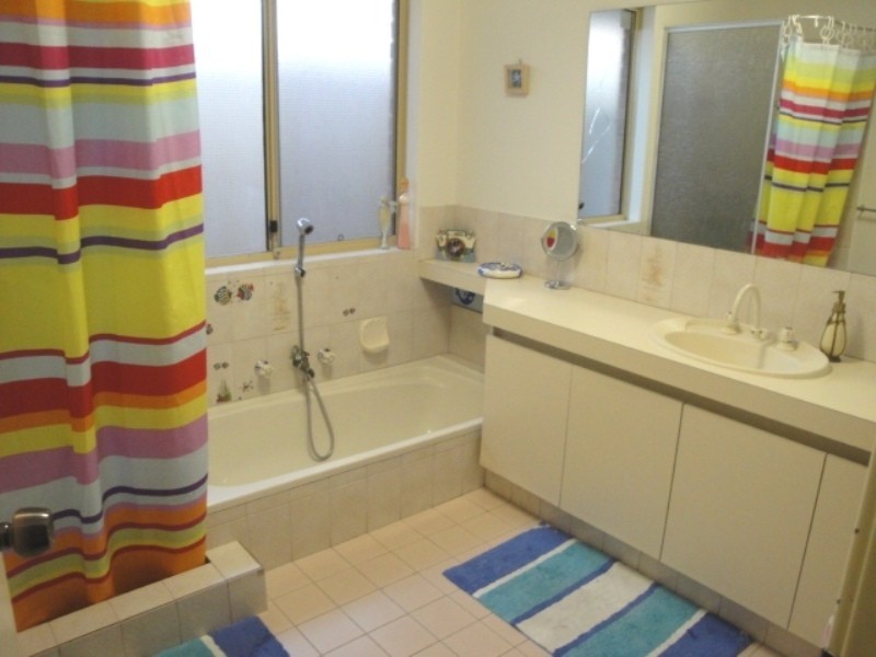 5 Kilkenny Place, Marangaroo WA 6064