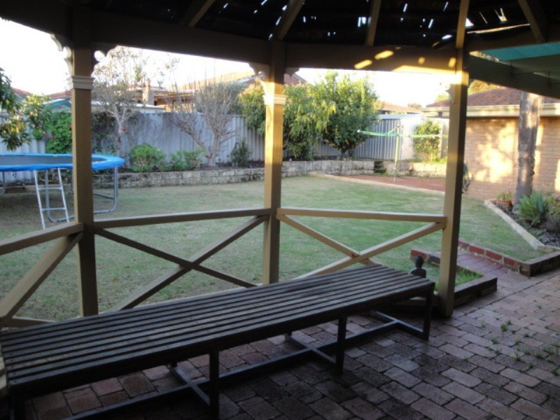 5 Kilkenny Place, Marangaroo WA 6064