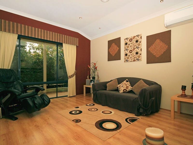 10 Carpenter Chase, Wanneroo WA 6065