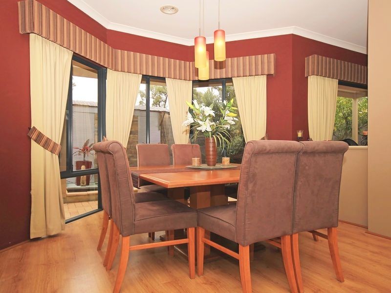 10 Carpenter Chase, Wanneroo WA 6065