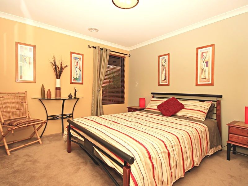 10 Carpenter Chase, Wanneroo WA 6065