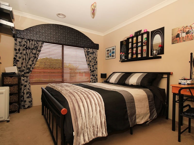 10 Carpenter Chase, Wanneroo WA 6065