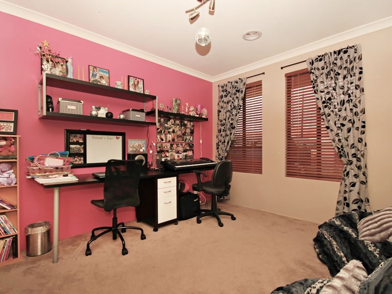 10 Carpenter Chase, Wanneroo WA 6065