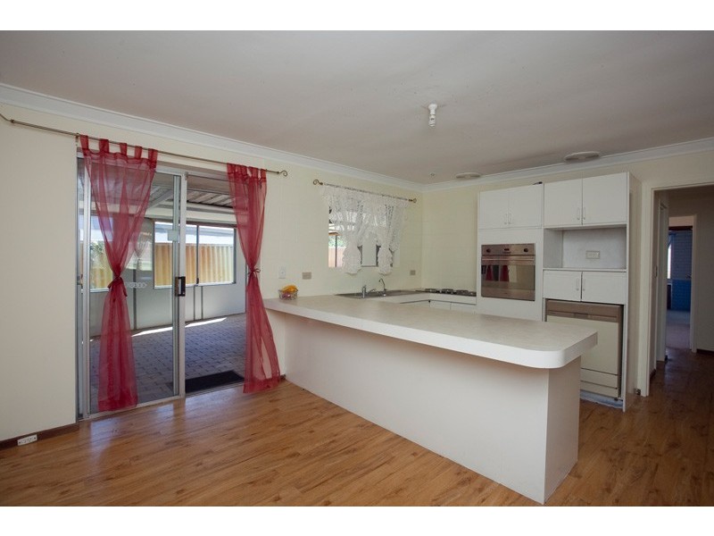 10 Warruga Way, Wanneroo WA 6065