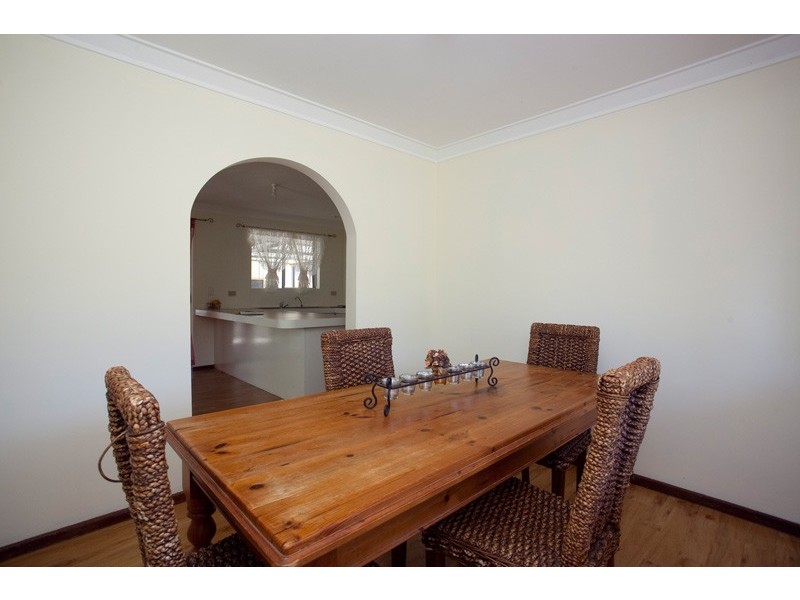 10 Warruga Way, Wanneroo WA 6065