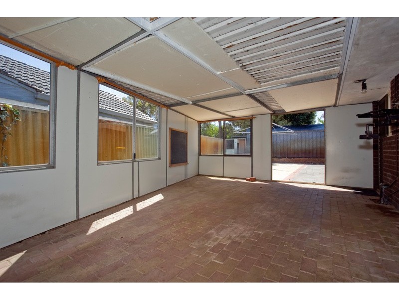 10 Warruga Way, Wanneroo WA 6065