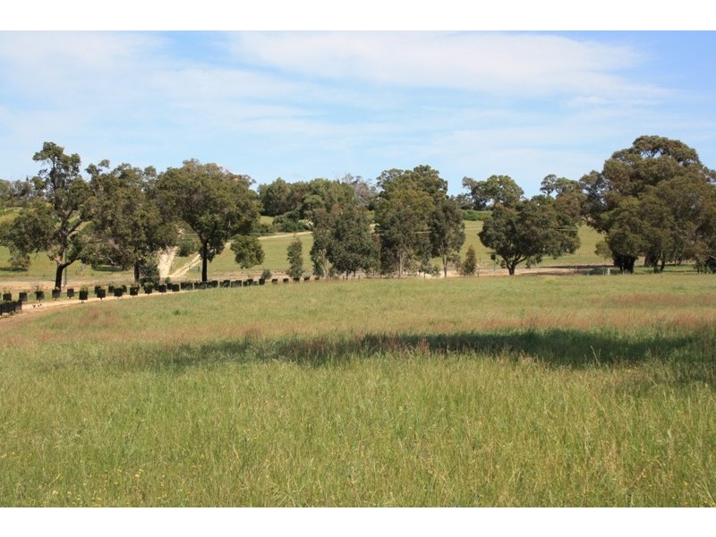 80 Rangeview Drive, Gingin WA 6503