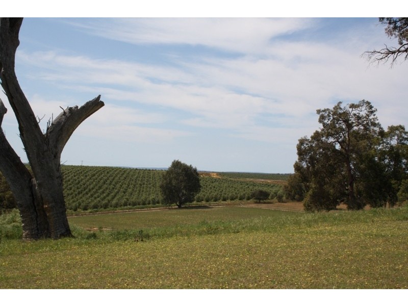 80 Rangeview Drive, Gingin WA 6503