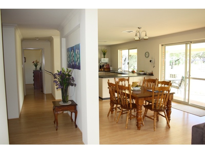 100 Dooling Road, Gingin WA 6503