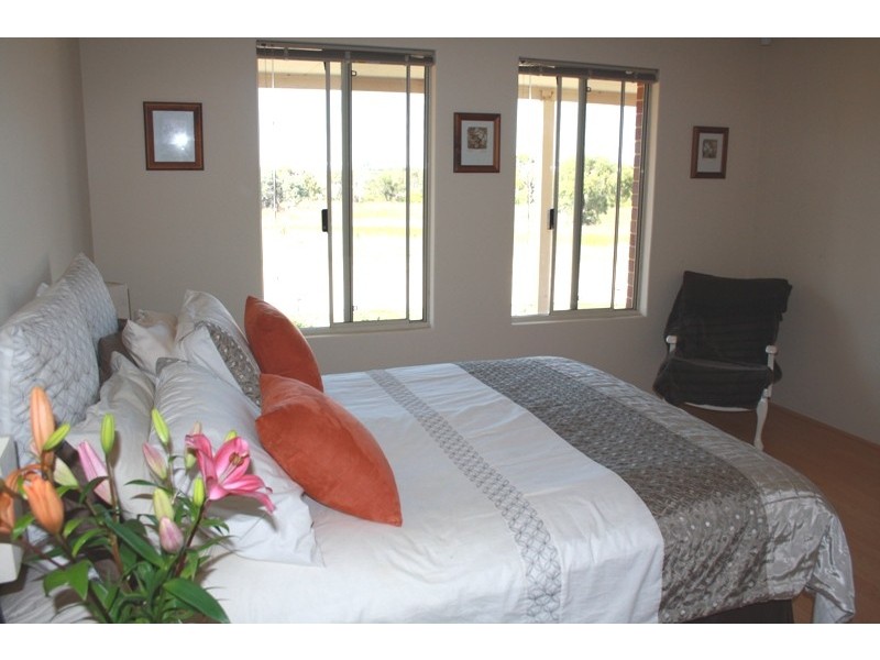 100 Dooling Road, Gingin WA 6503