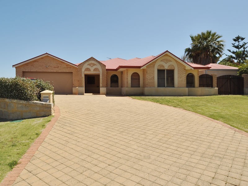 144 Southern Cross Circle, Ocean Reef WA 6027