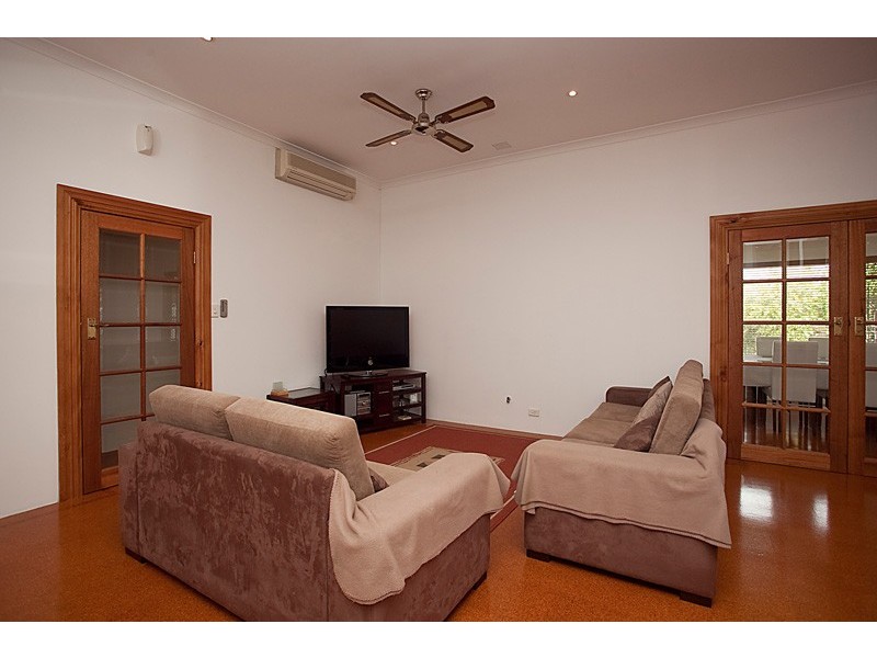 5 Iandra Loop, Carramar WA 6031