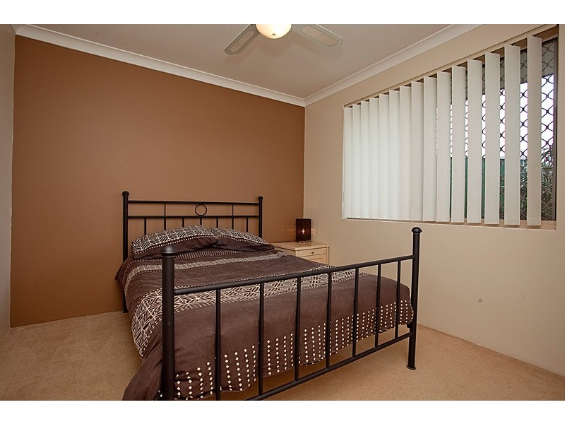 5 Iandra Loop, Carramar WA 6031