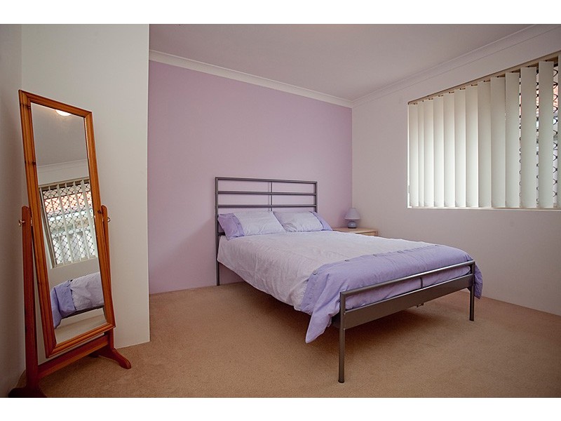 5 Iandra Loop, Carramar WA 6031