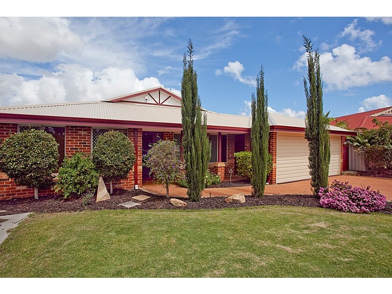 5 Iandra Loop, Carramar WA 6031