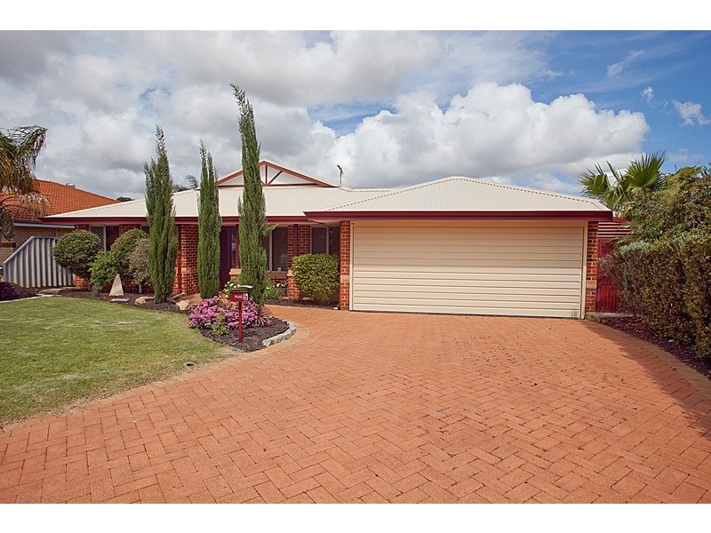 5 Iandra Loop, Carramar WA 6031