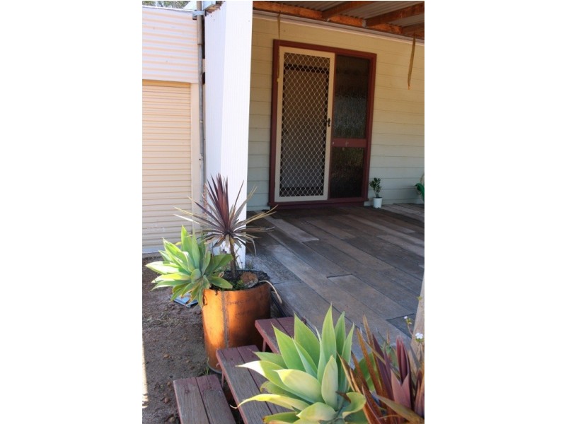 25 Hoy Road, Gingin WA 6503