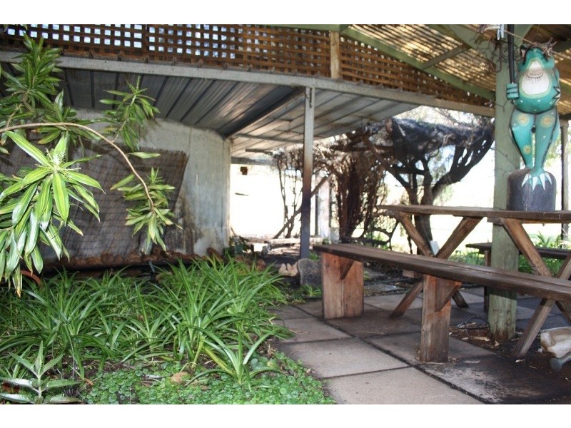 25 Hoy Road, Gingin WA 6503