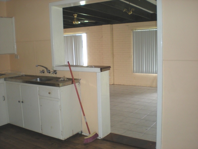 12 Caporn Street, Bullsbrook WA 6084