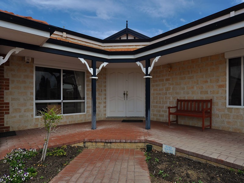 50  Manhattan Avenue, Iluka WA 6028