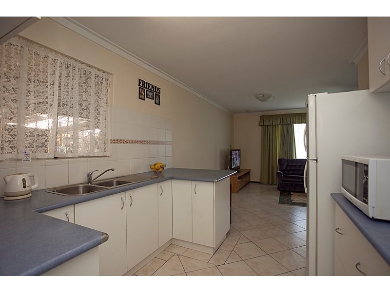 12a Mackay Way, Hillarys WA 6025