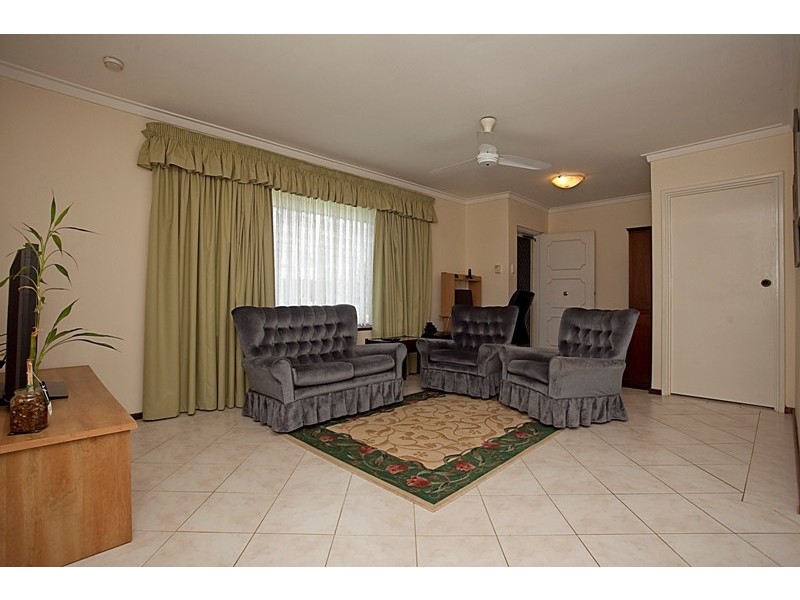 12a Mackay Way, Hillarys WA 6025