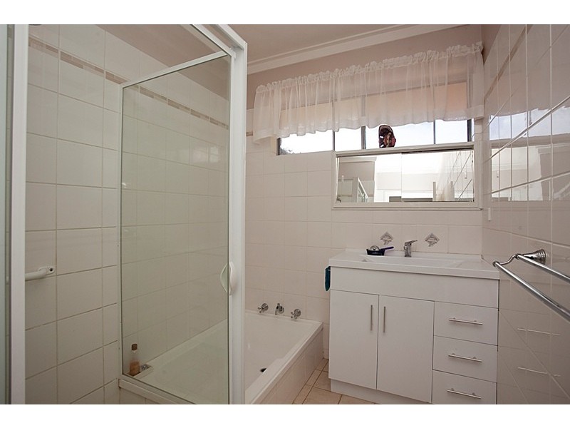 12a Mackay Way, Hillarys WA 6025