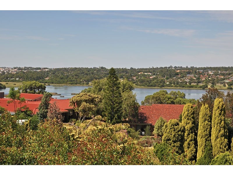 2 Horizon Place, Edgewater WA 6027