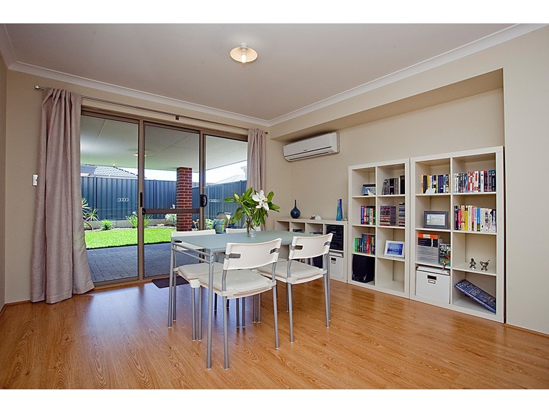 76 Kurrajong Boulevard, Banksia Grove WA 6031