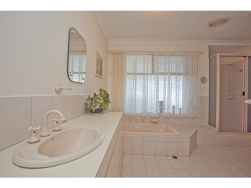 8 Resolute Way, Ocean Reef WA 6027