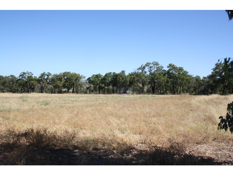 8 Cruden Place, Gingin WA 6503