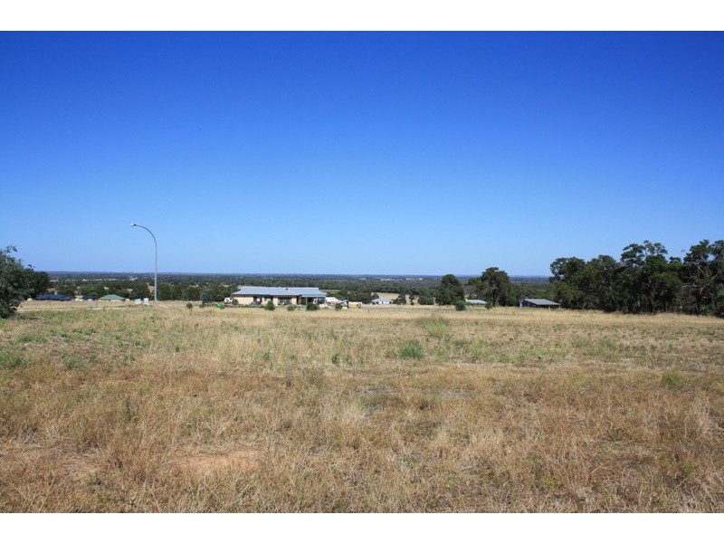 8 Cruden Place, Gingin WA 6503