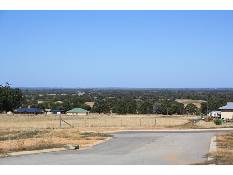 8 Cruden Place, Gingin WA 6503