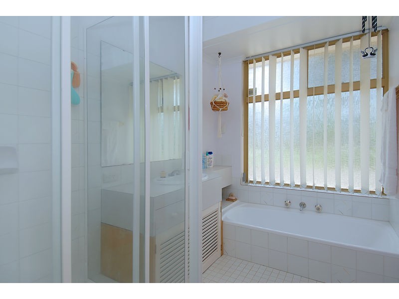 18 Hastings Street, Wanneroo WA 6065