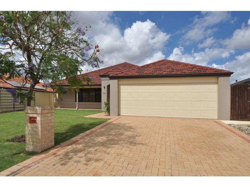 38 Keanefield Drive, Carramar WA 6031