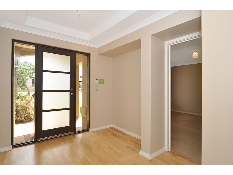 38 Keanefield Drive, Carramar WA 6031