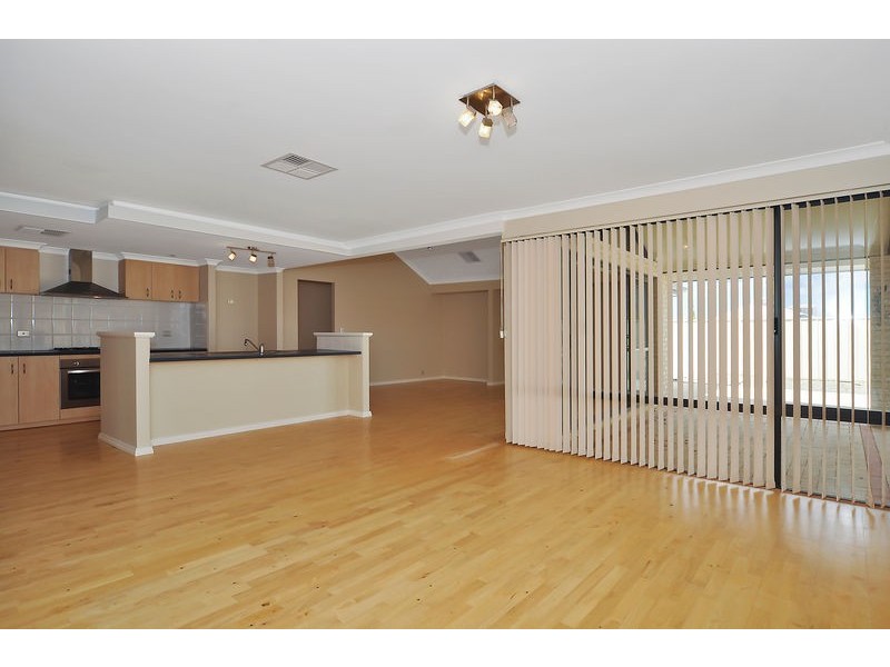 38 Keanefield Drive, Carramar WA 6031