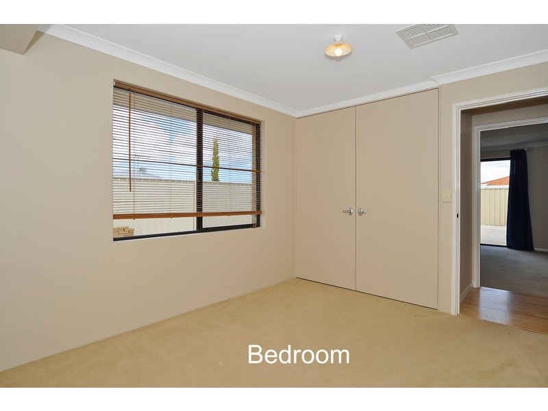 38 Keanefield Drive, Carramar WA 6031