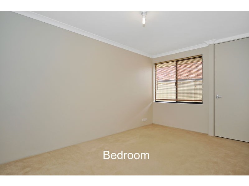 38 Keanefield Drive, Carramar WA 6031