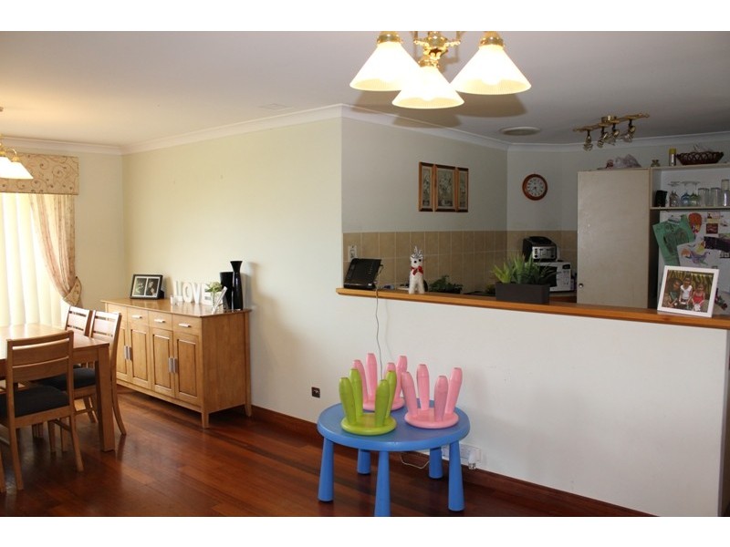 12 Barcoo Close, Sinagra WA 6065
