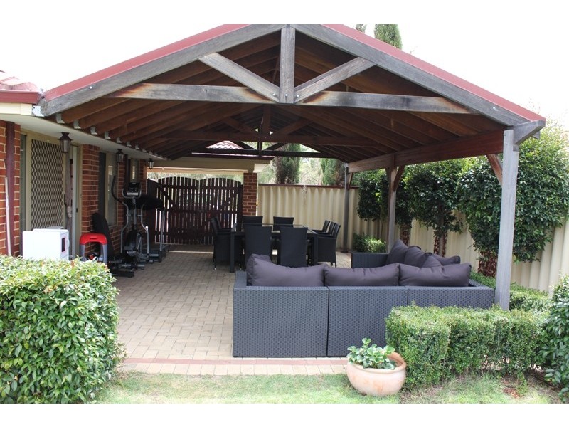12 Barcoo Close, Sinagra WA 6065